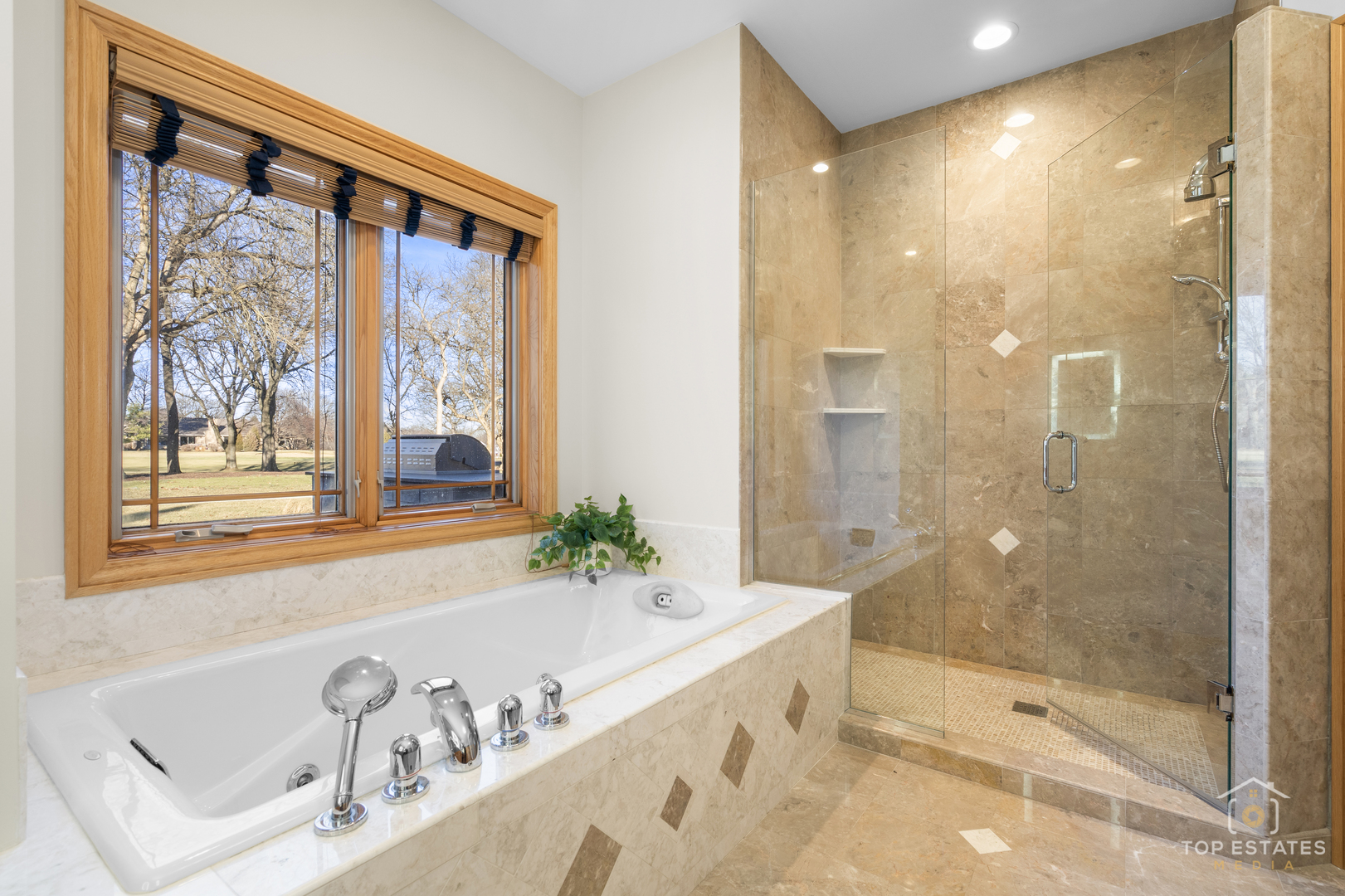 1863 Pheasant Run, Long Grove, IL 60047