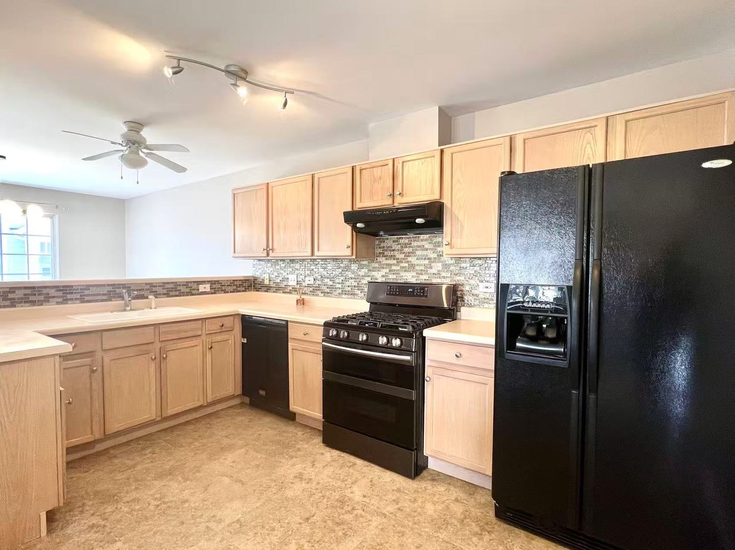 3356 Ravinia Circle #3356, Aurora, IL 60504