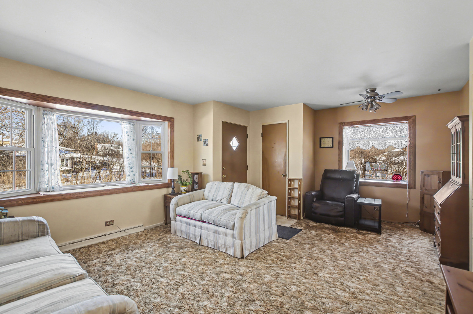 5611 Washington Street, Downers Grove, IL 60516