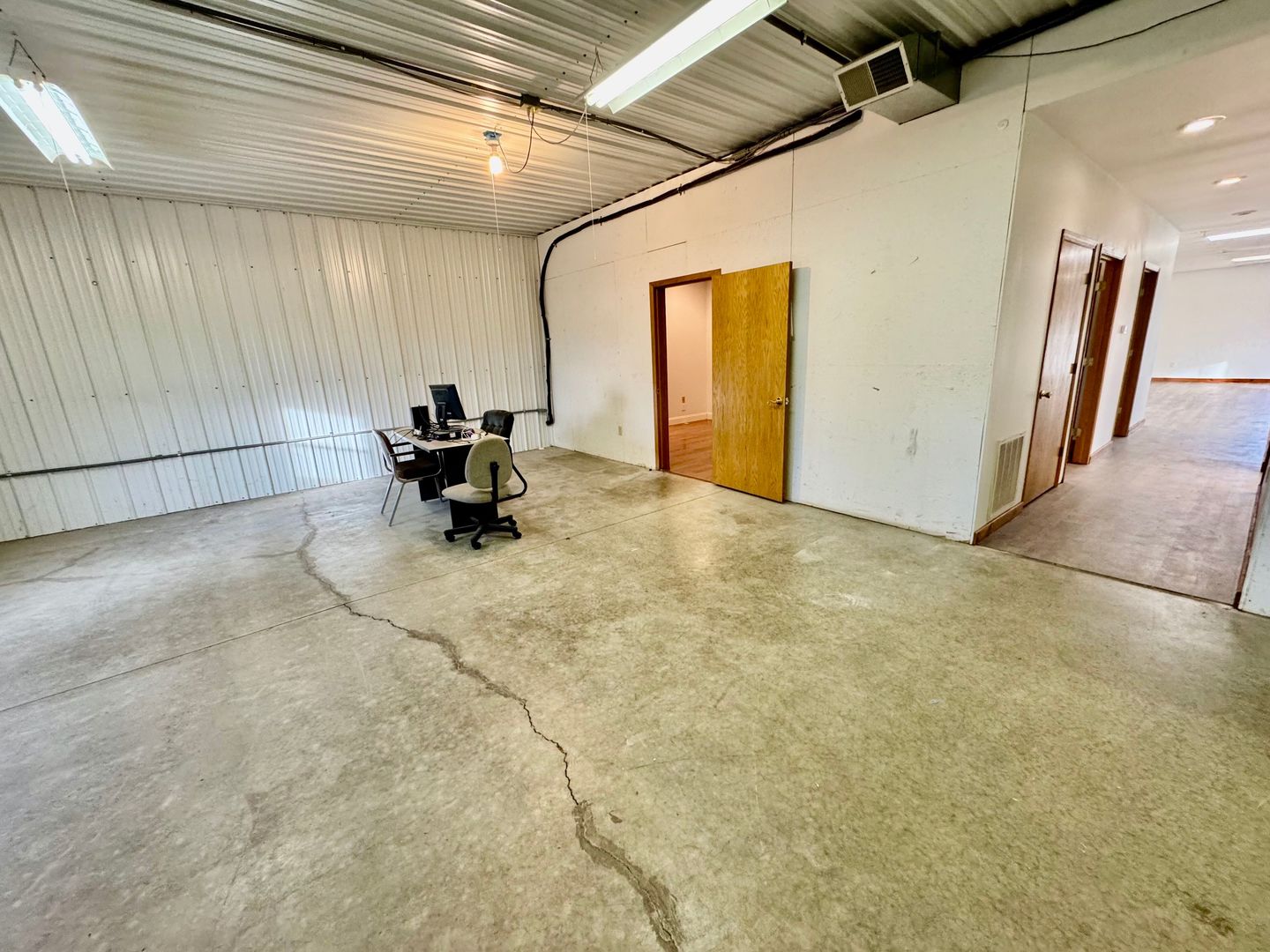 9 Enterprise Drive, Lasalle, IL 61301