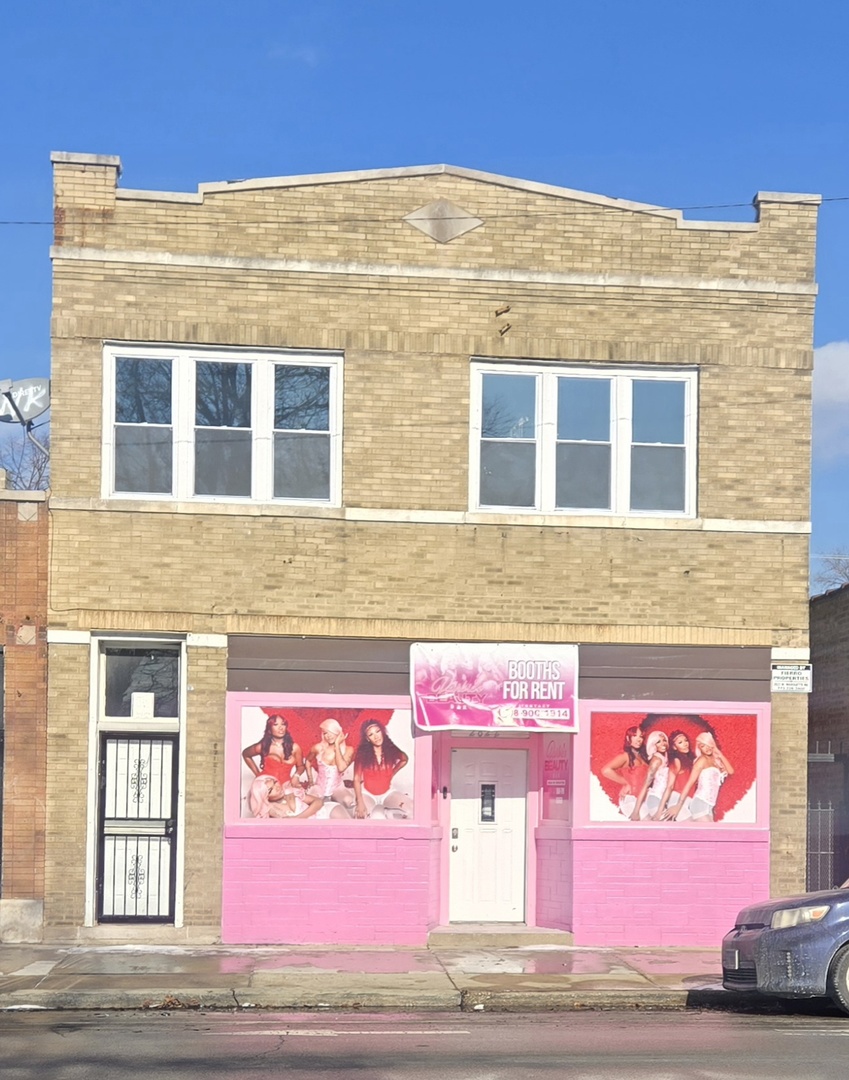 2822 W Marquette Road #2F, Chicago, IL 60629