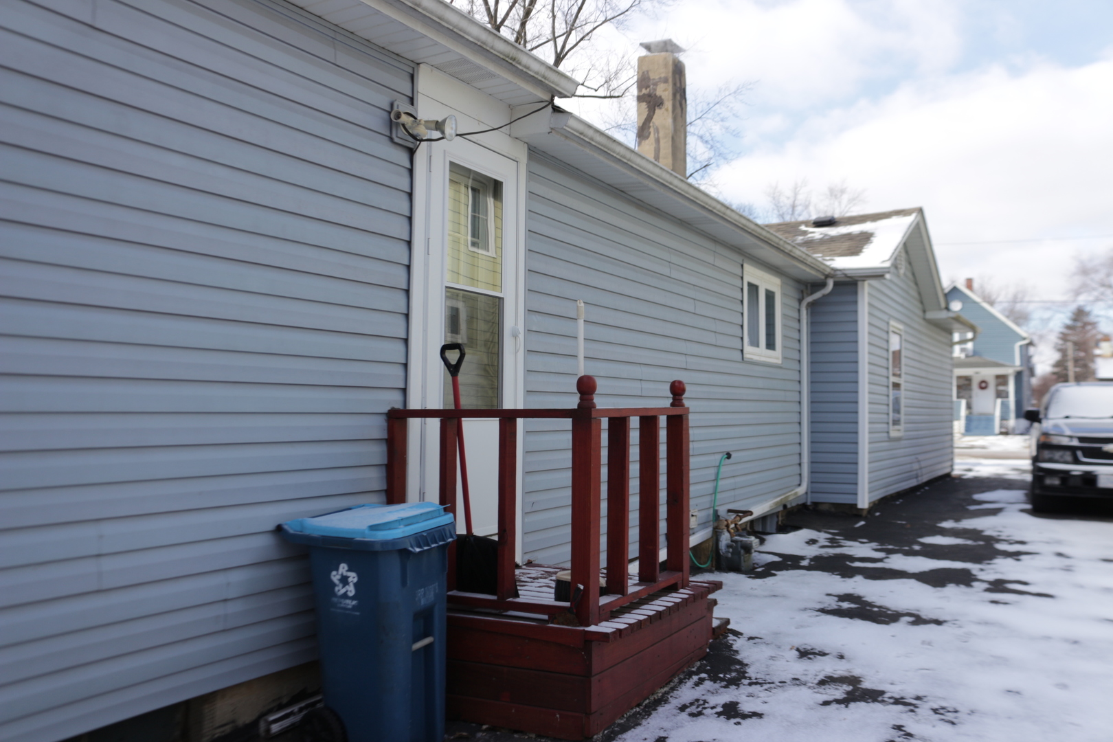 603 N May Street, Aurora, IL 60506