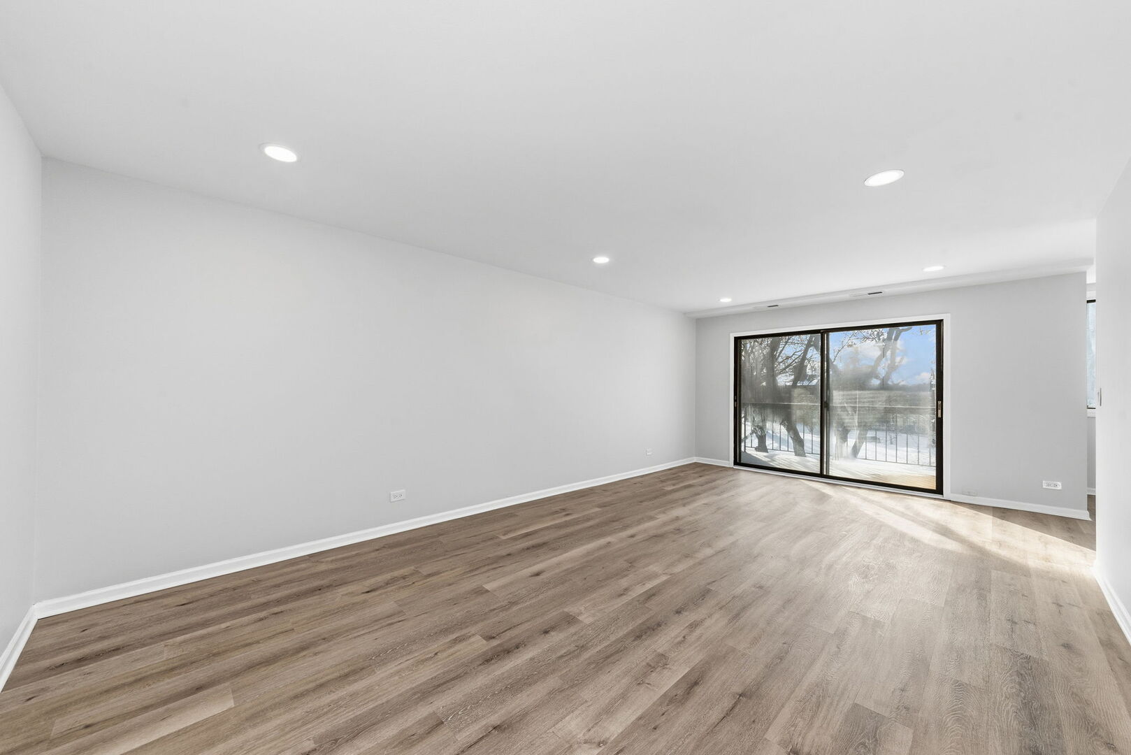 450 Raintree Court #3P, Glen Ellyn, IL 60137