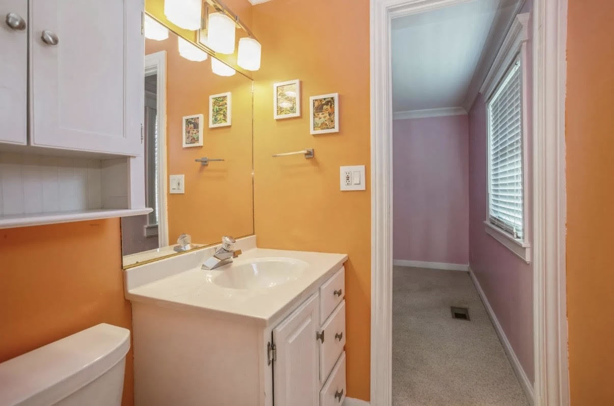 923 Jeffery Court, Schaumburg, IL 60193