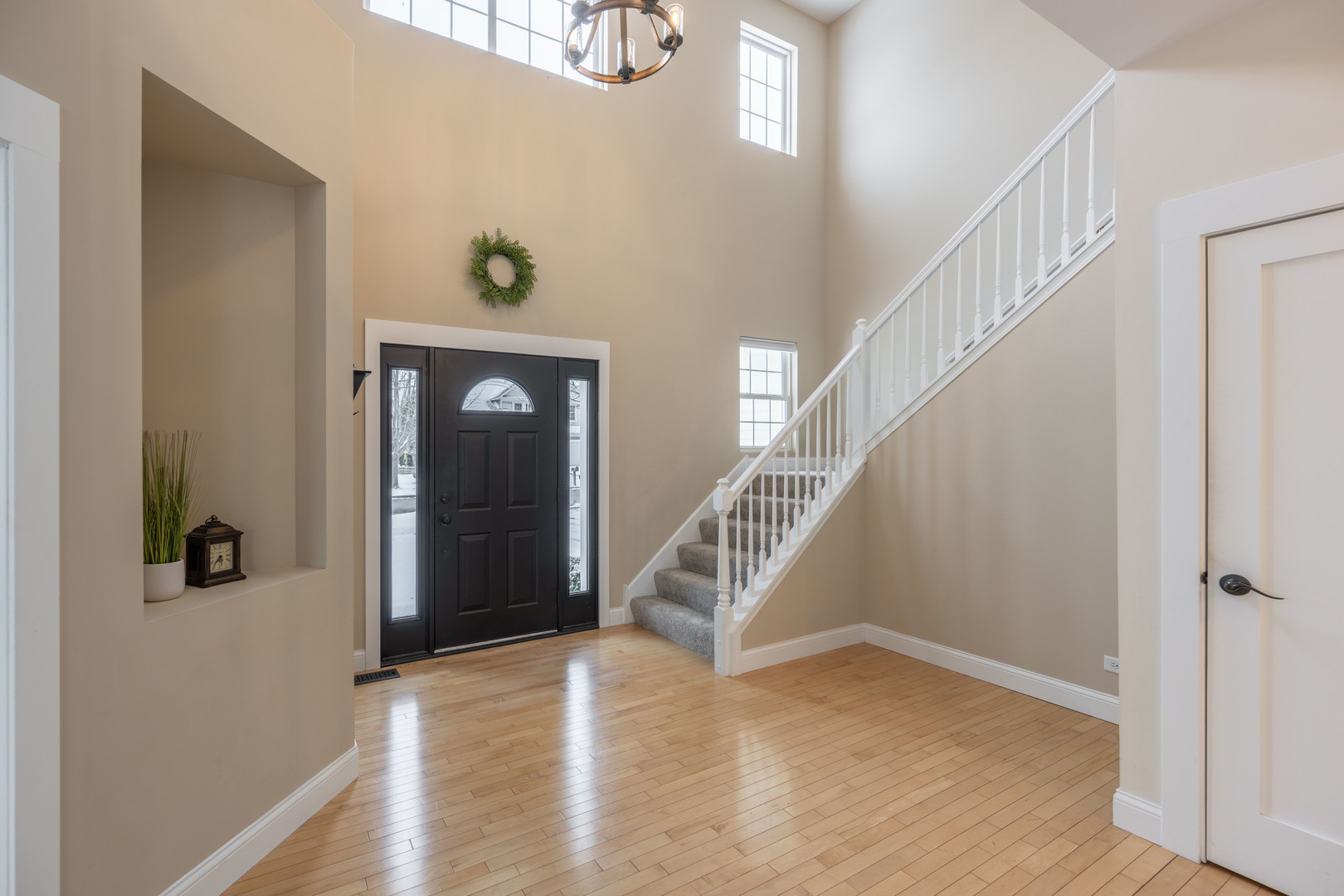 North Aurora, IL 60542