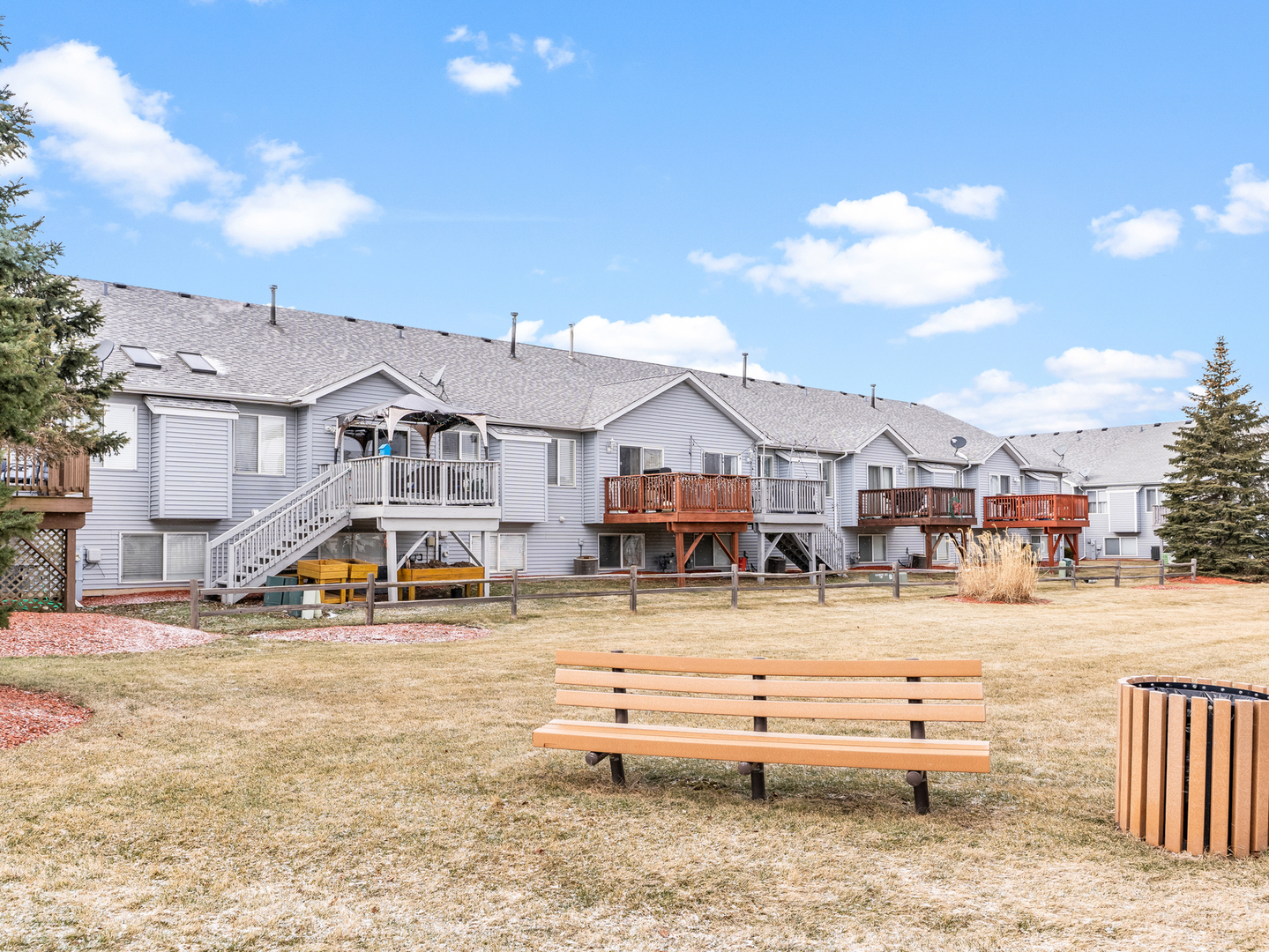 1923 Waters Edge Drive, Minooka, IL 60447