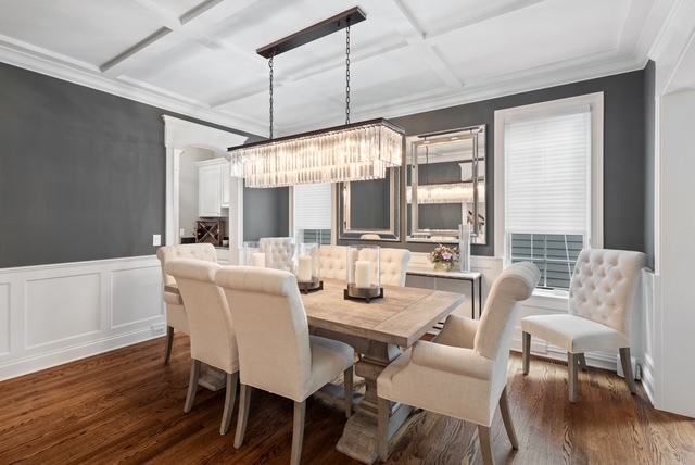 3919 Washington Street, Downers Grove, IL 60515