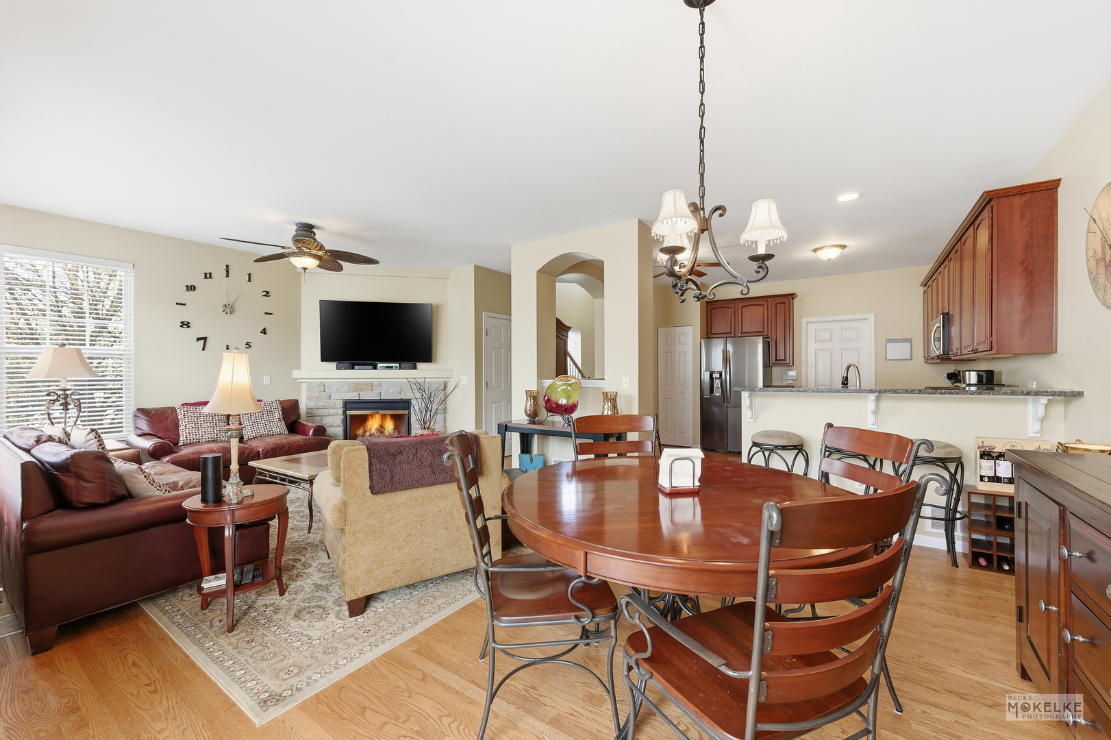 467 Vaughn Circle, Aurora, IL 60502