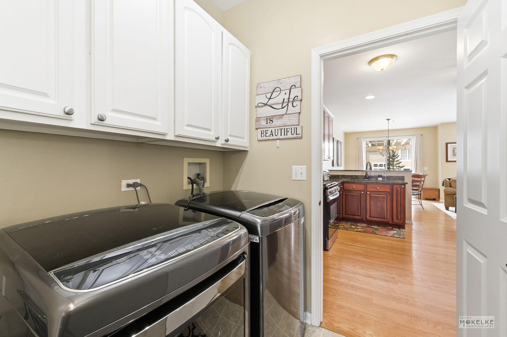 467 Vaughn Circle, Aurora, IL 60502