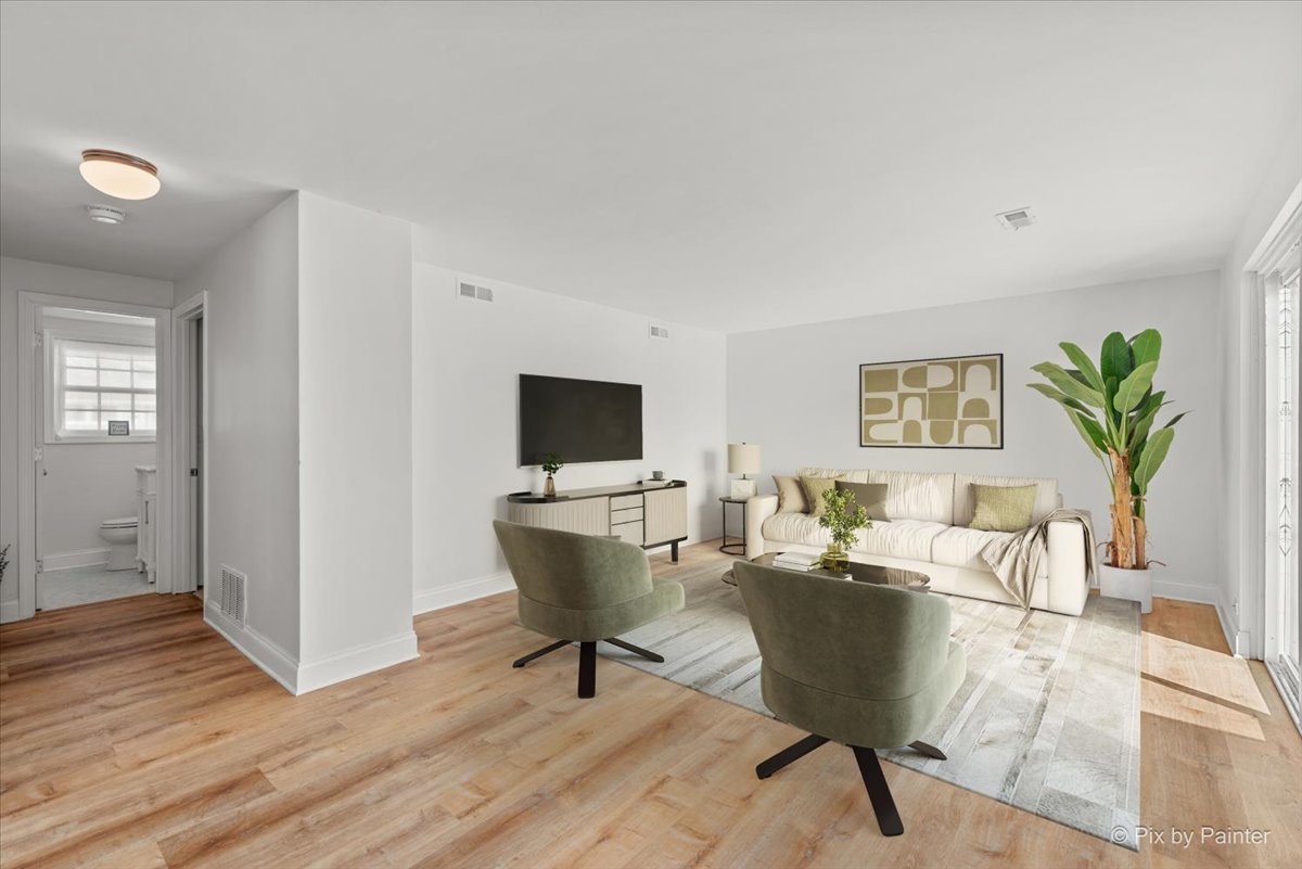 1309 Radcliffe Lane, Schaumburg, IL 60193