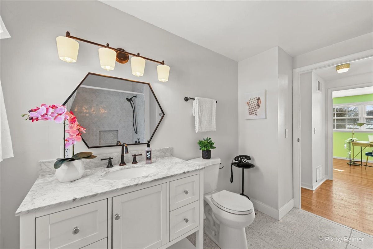 1309 Radcliffe Lane, Schaumburg, IL 60193