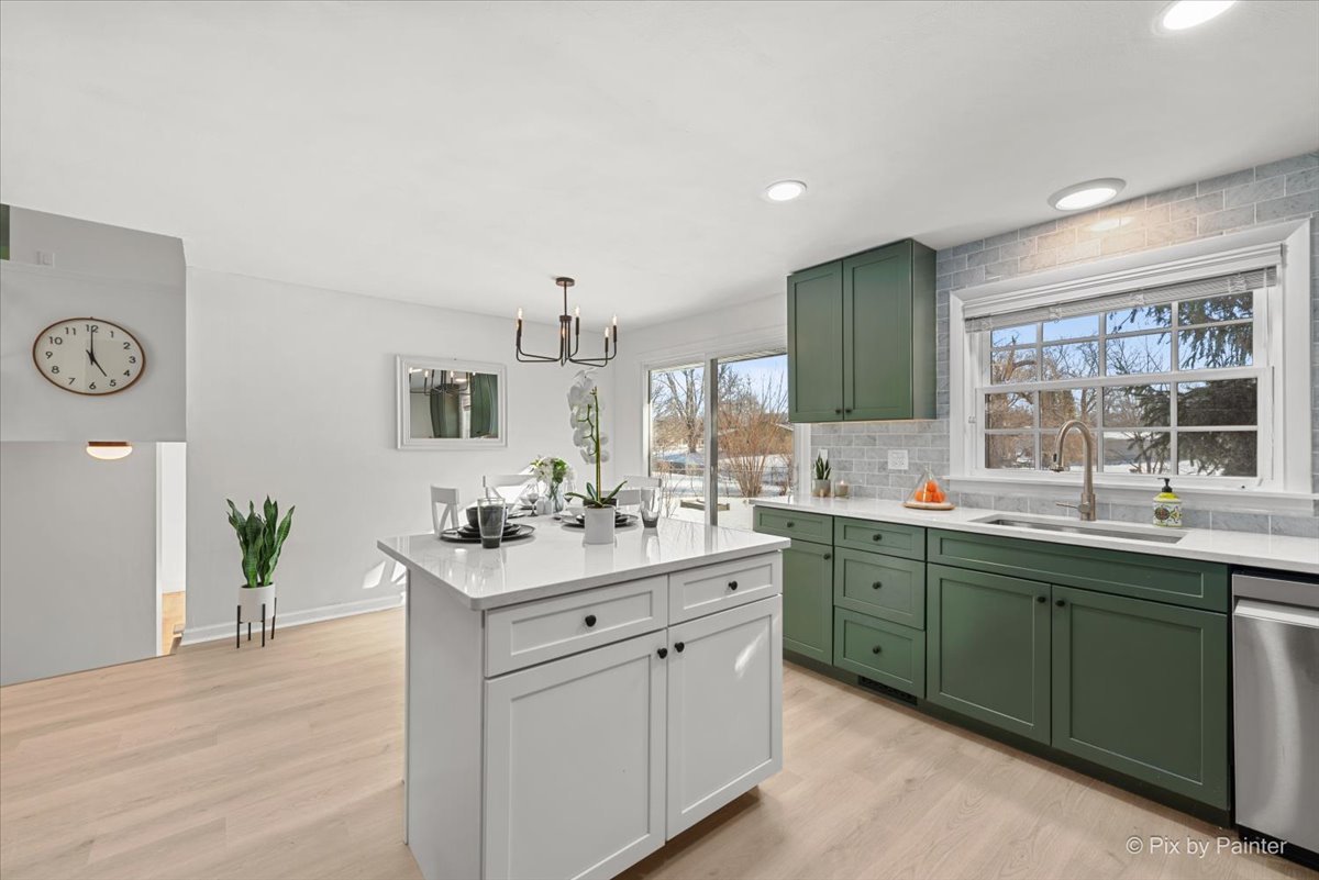 1309 Radcliffe Lane, Schaumburg, IL 60193