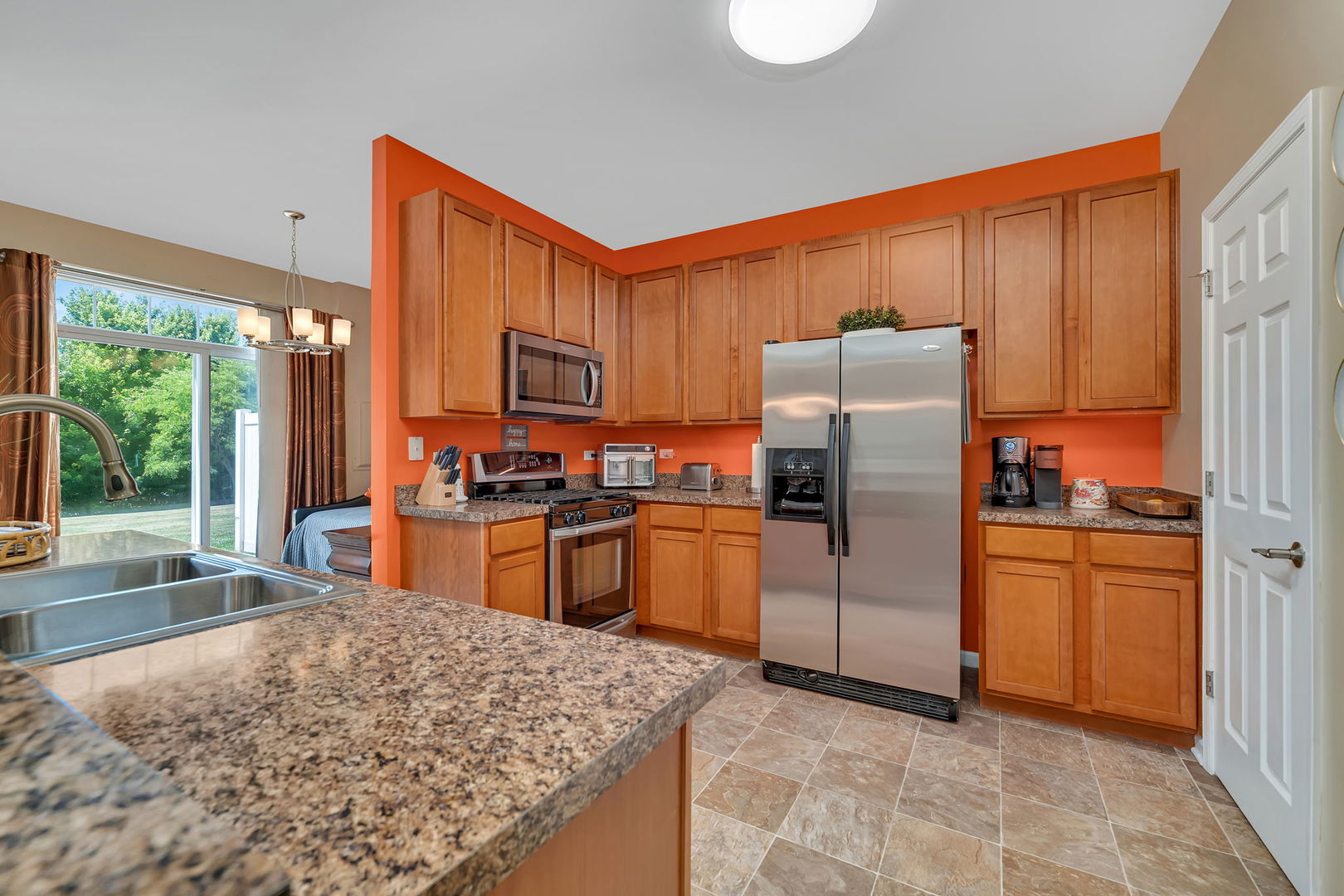 1047 Heron Circle, Joliet, IL 60431