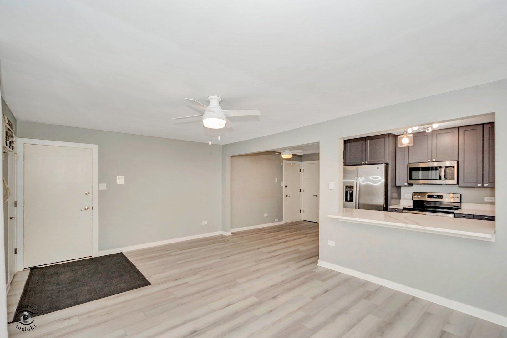 7302 Blackstone Avenue #7, Justice, IL 60458