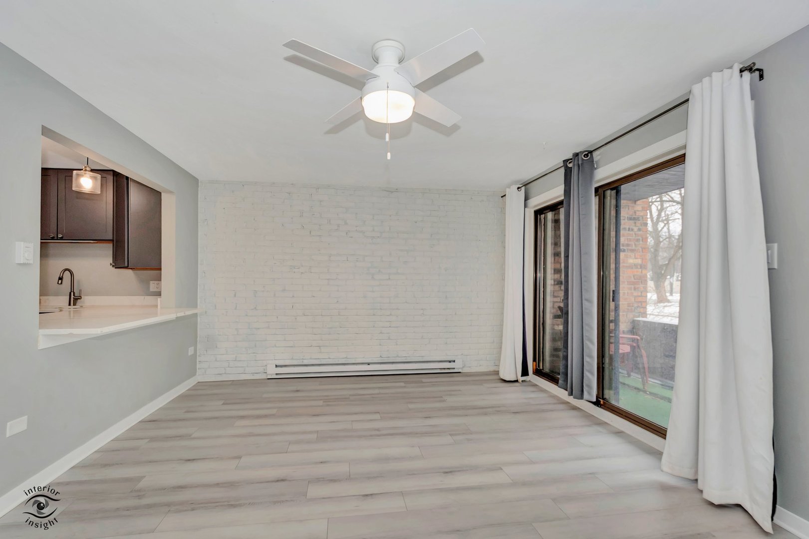 7302 Blackstone Avenue #7, Justice, IL 60458