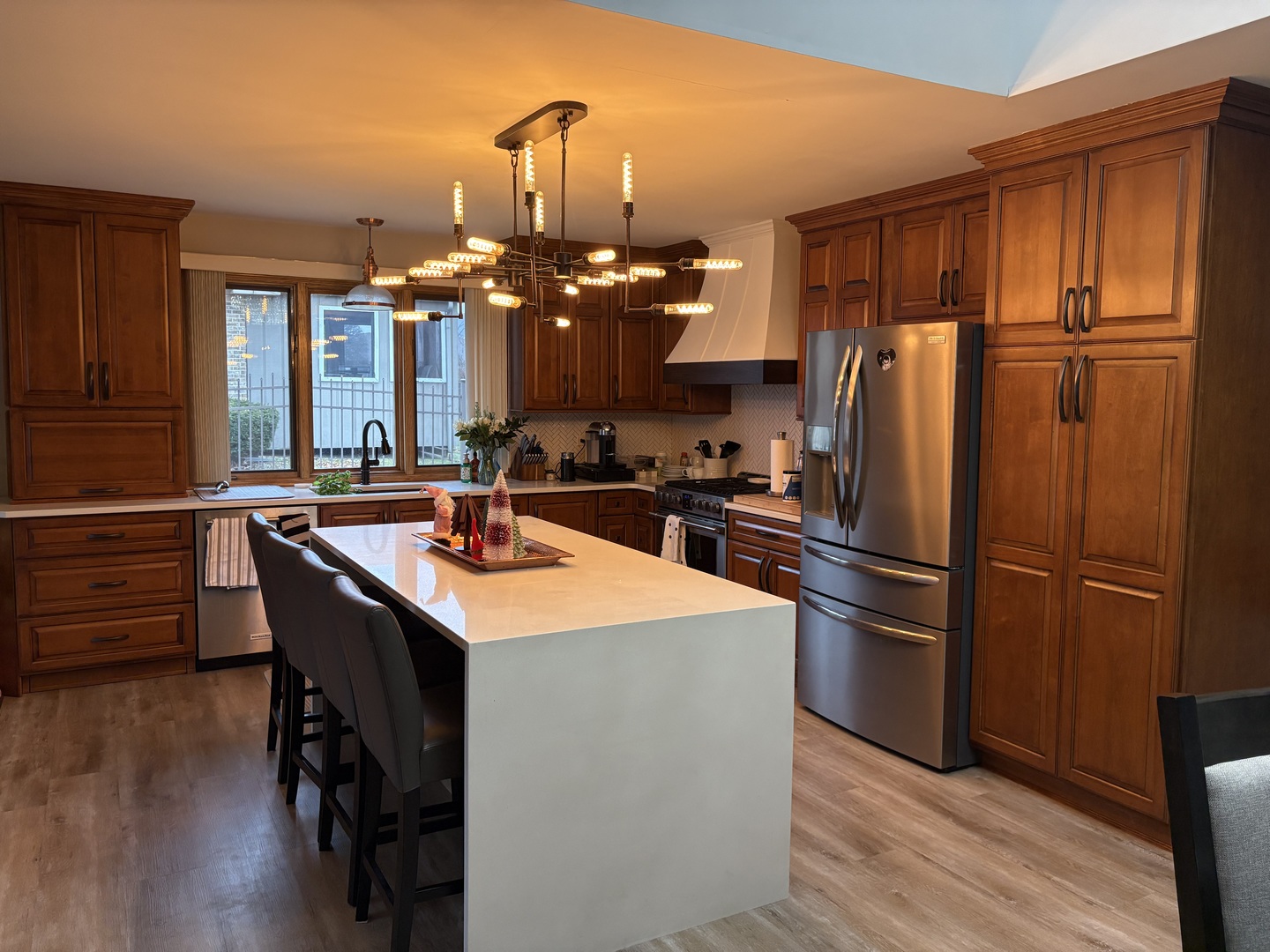 8320 Heather Lane, Tinley Park, IL 60477