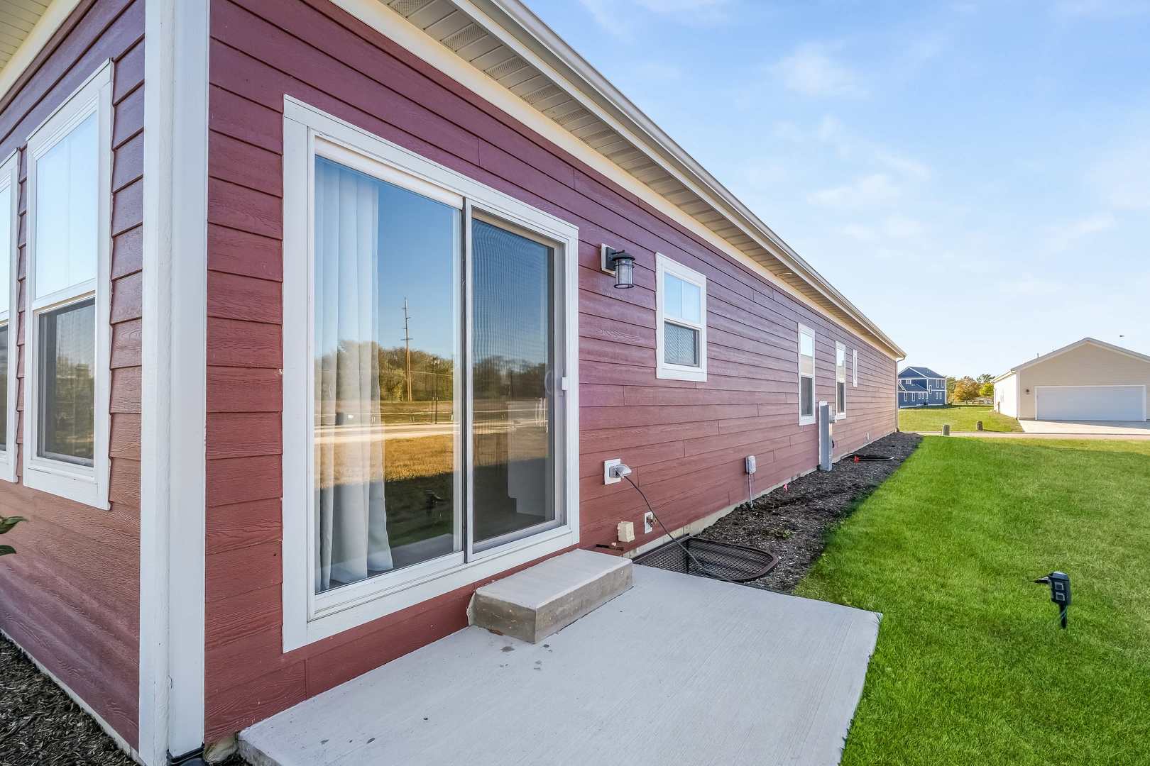 6 Lilac Lane, Ottawa, IL 61350