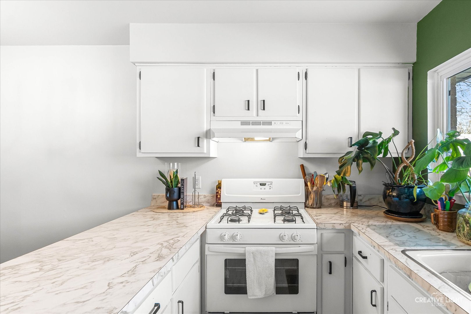 407 S JACKSON Street, Batavia, IL 60510