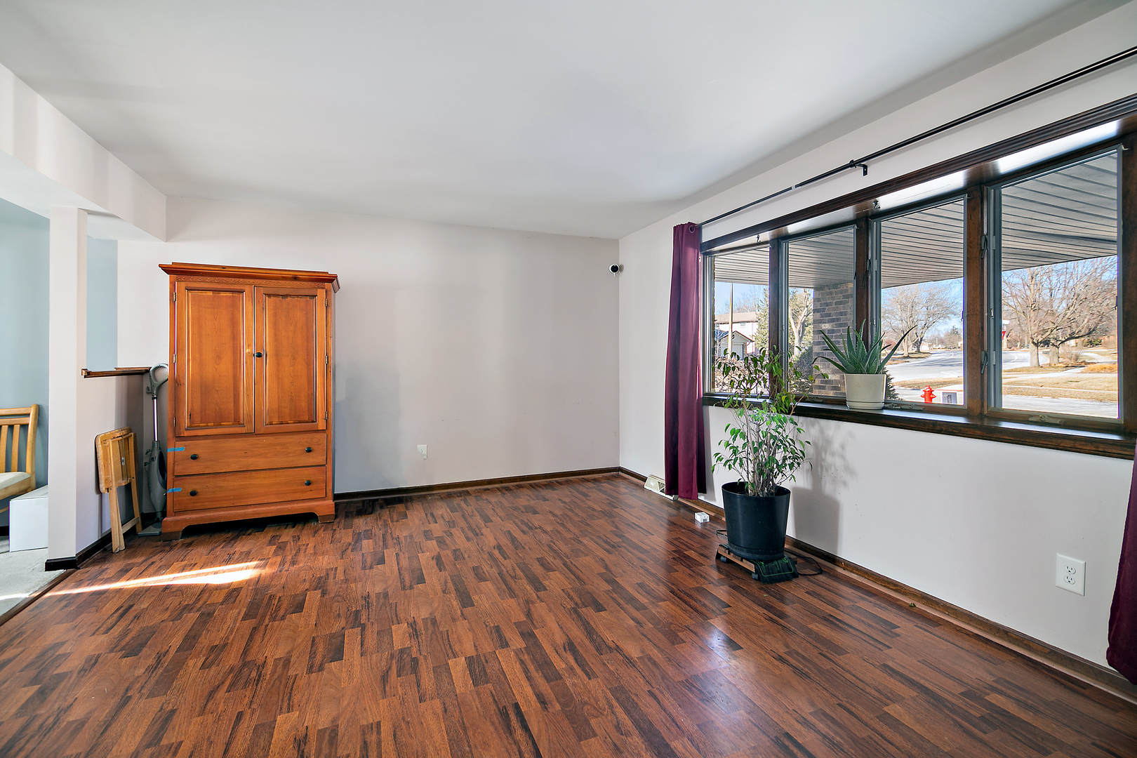 901 VALENCIA Drive, Shorewood, IL 60404