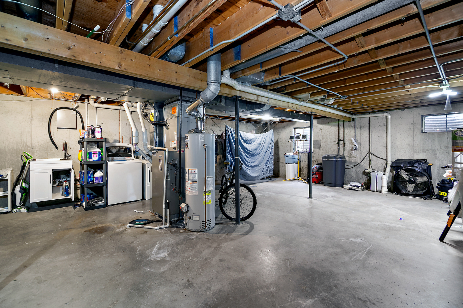 901 VALENCIA Drive, Shorewood, IL 60404