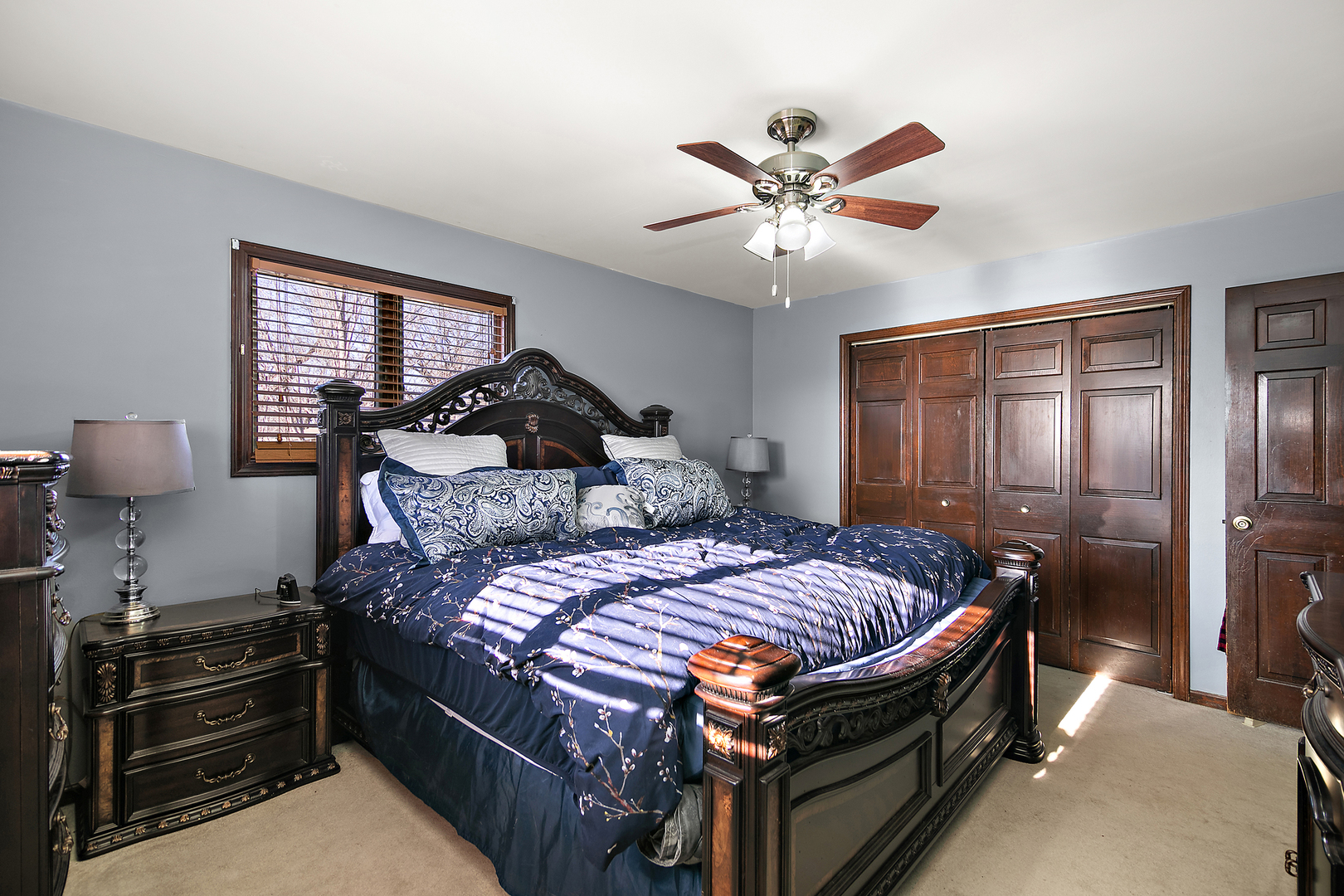 901 VALENCIA Drive, Shorewood, IL 60404