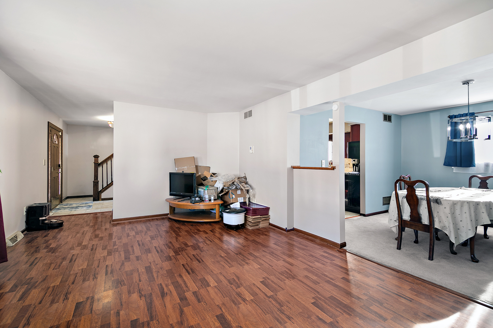 901 VALENCIA Drive, Shorewood, IL 60404