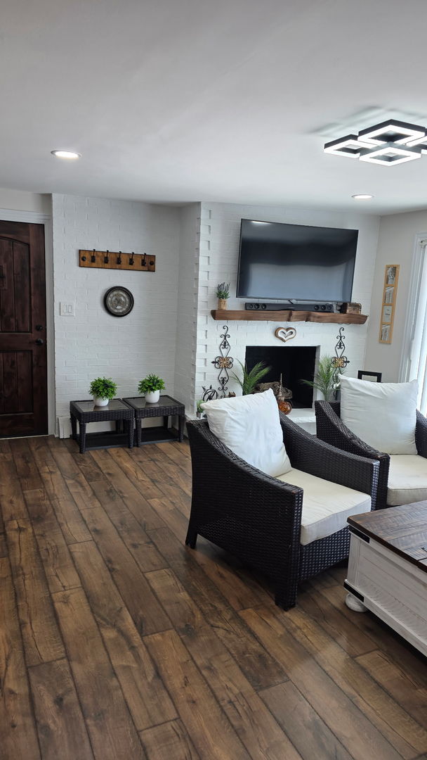 11129 S 84th Avenue #3B, Palos Hills, IL 60465