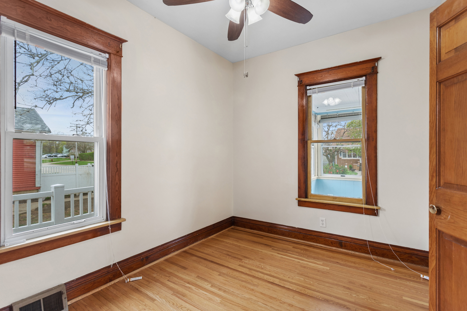 324 E 13th Street, Lockport, IL 60441