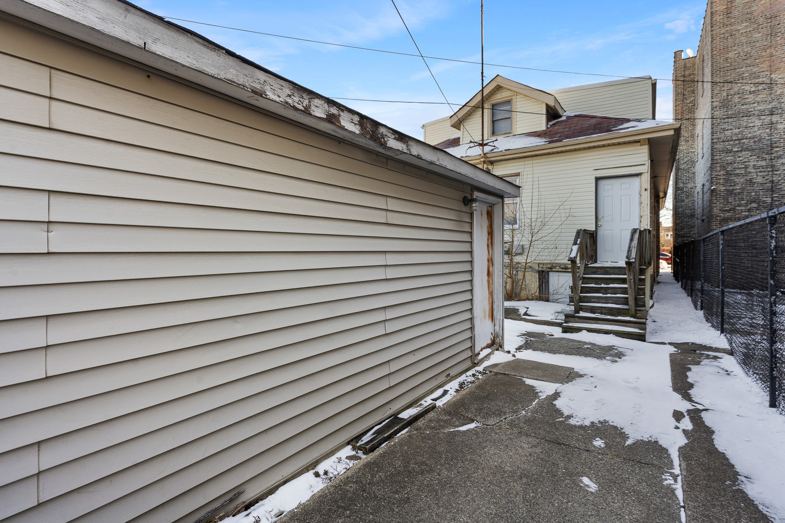 8152 S Wood Street, Chicago, IL 60620