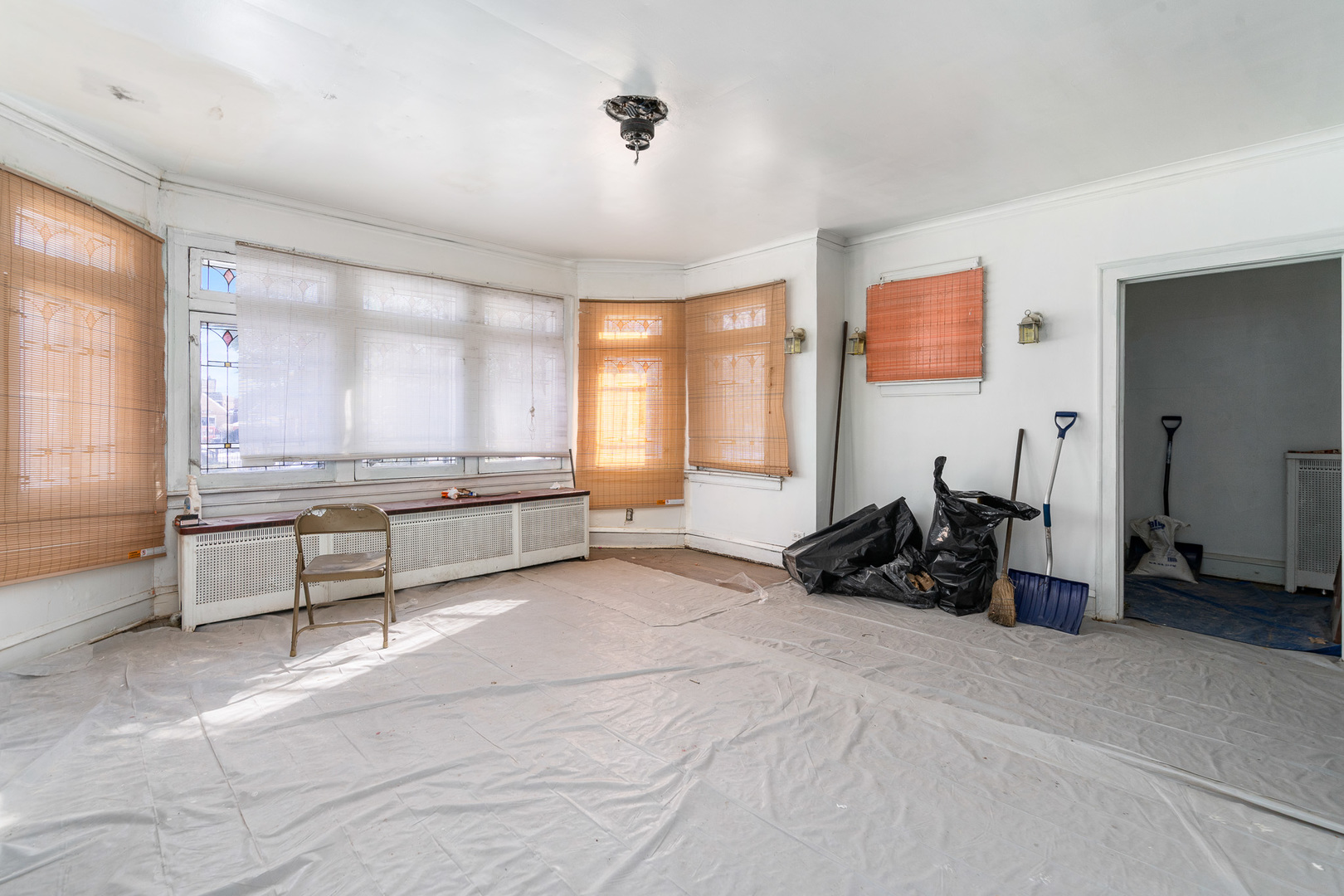 8152 S Wood Street, Chicago, IL 60620