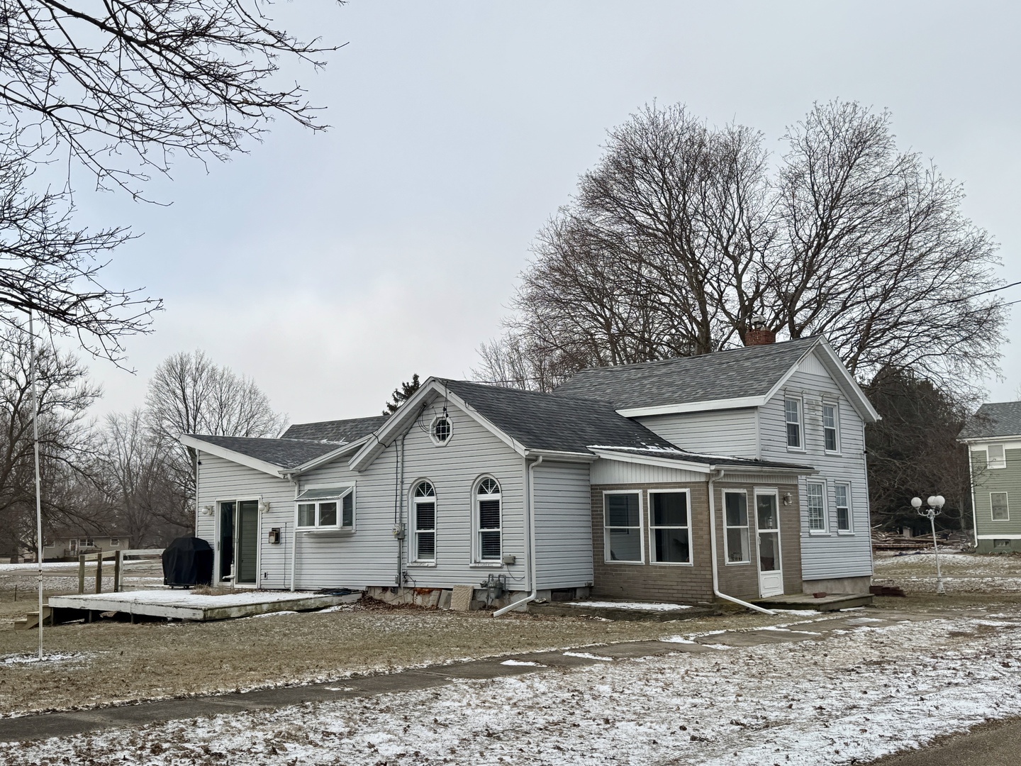 108 W Washington Street, Dover, IL 61323