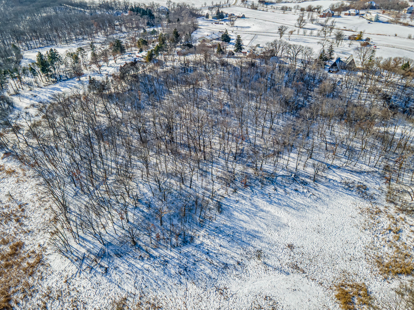 7814 N Pillow Hill Road, Spring Grove, IL 60081