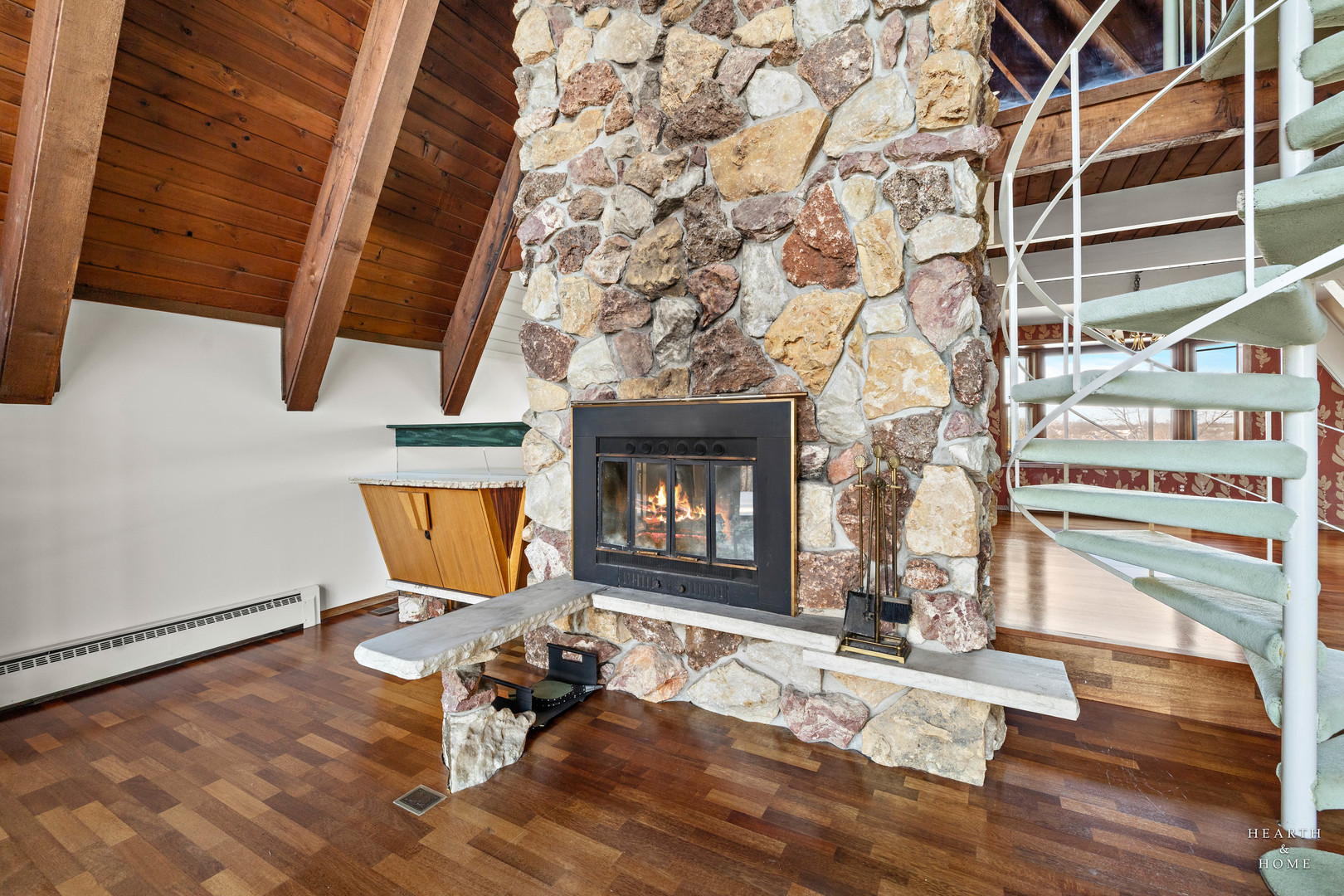 7814 N Pillow Hill Road, Spring Grove, IL 60081