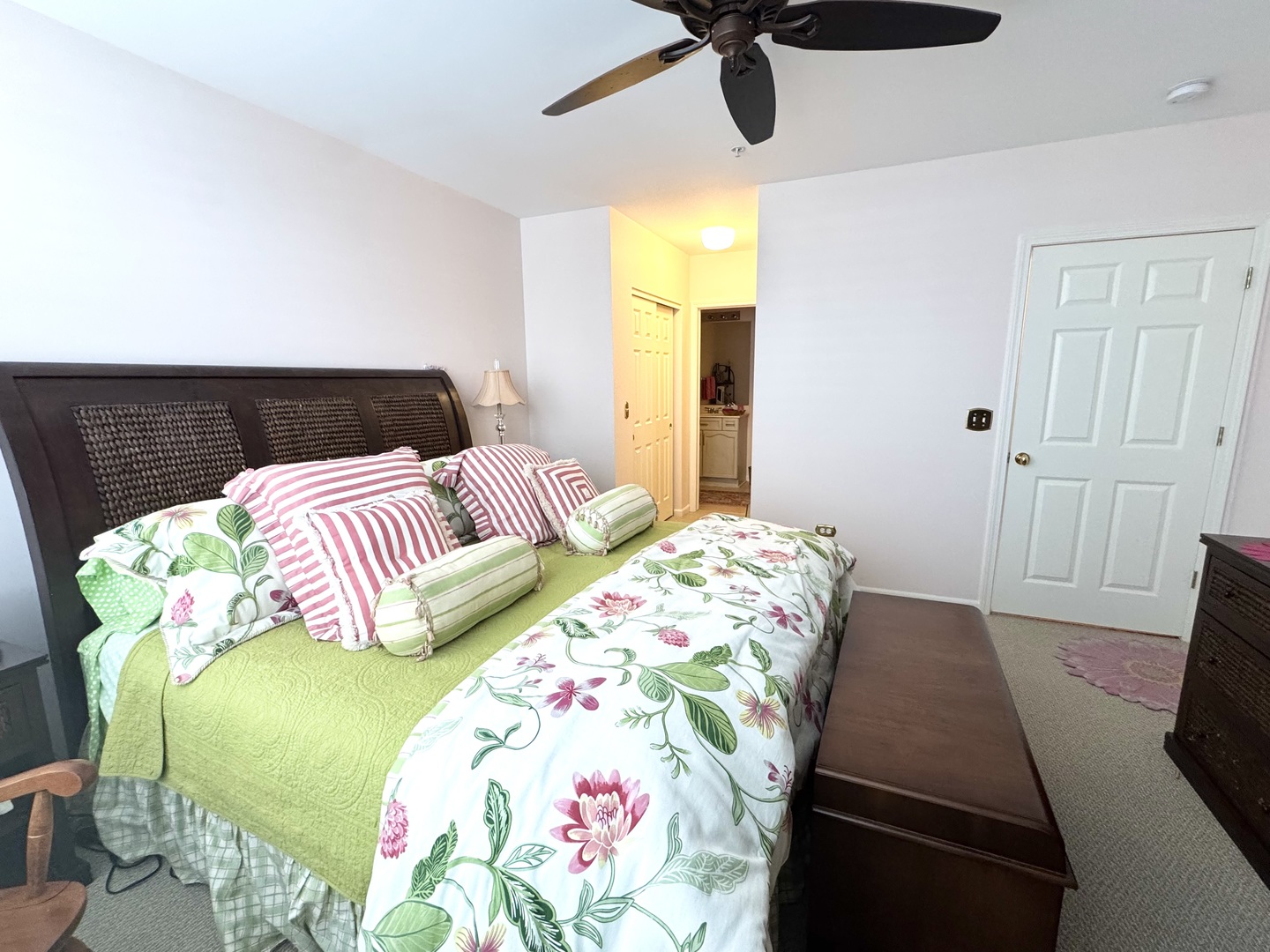 7753 Van Buren Street #401, Forest Park, IL 60130