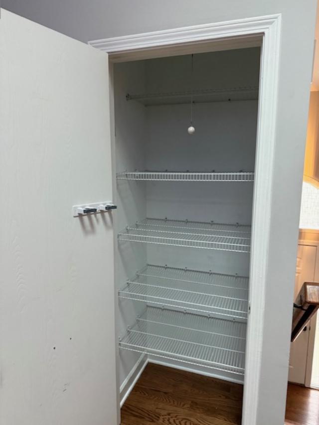 9334 DRUMMOND Drive #9334, Tinley Park, IL 60487