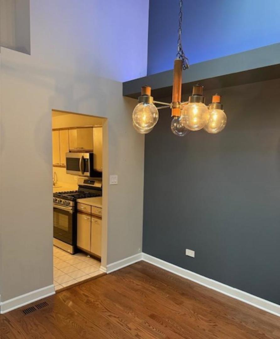 9334 DRUMMOND Drive #9334, Tinley Park, IL 60487