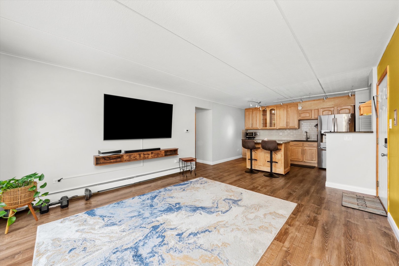 7932 W 93rd Street #2A, Hickory Hills, IL 60457