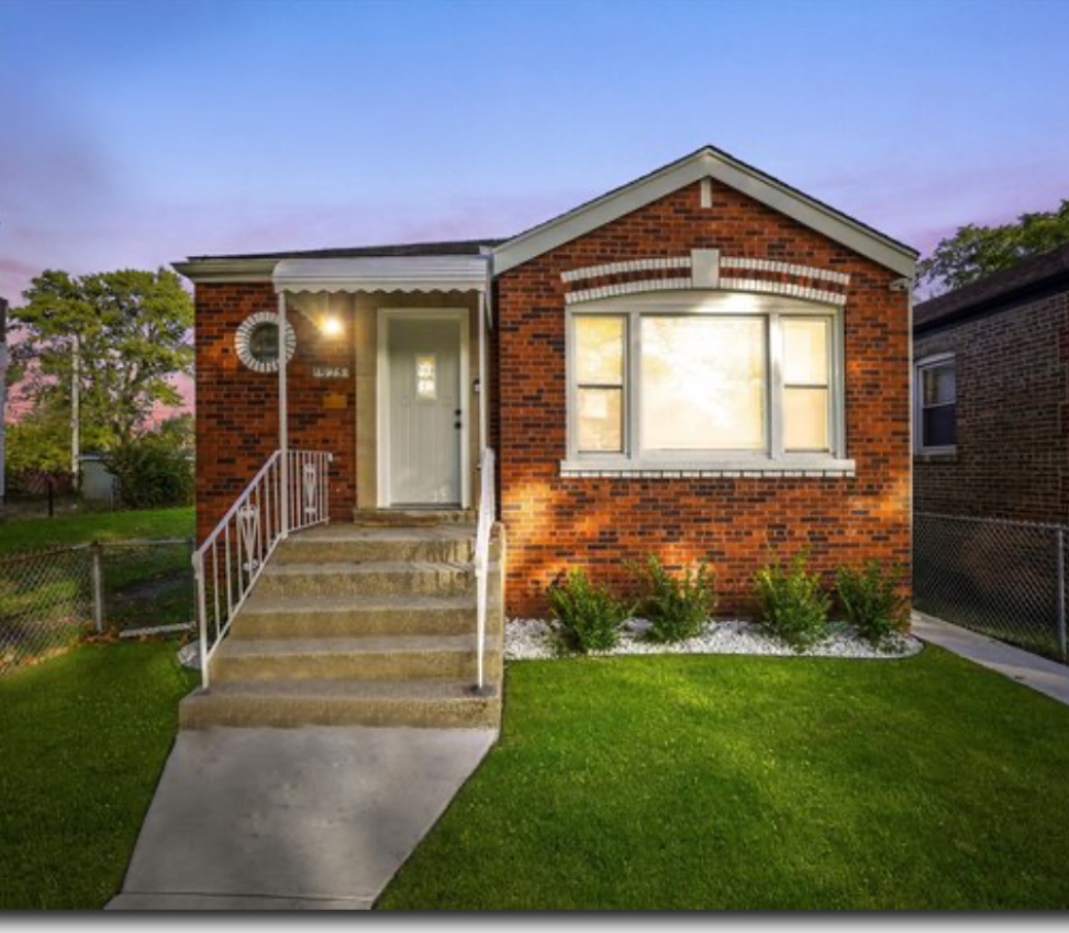 11925 S Lafayette Avenue, Chicago, IL 60628
