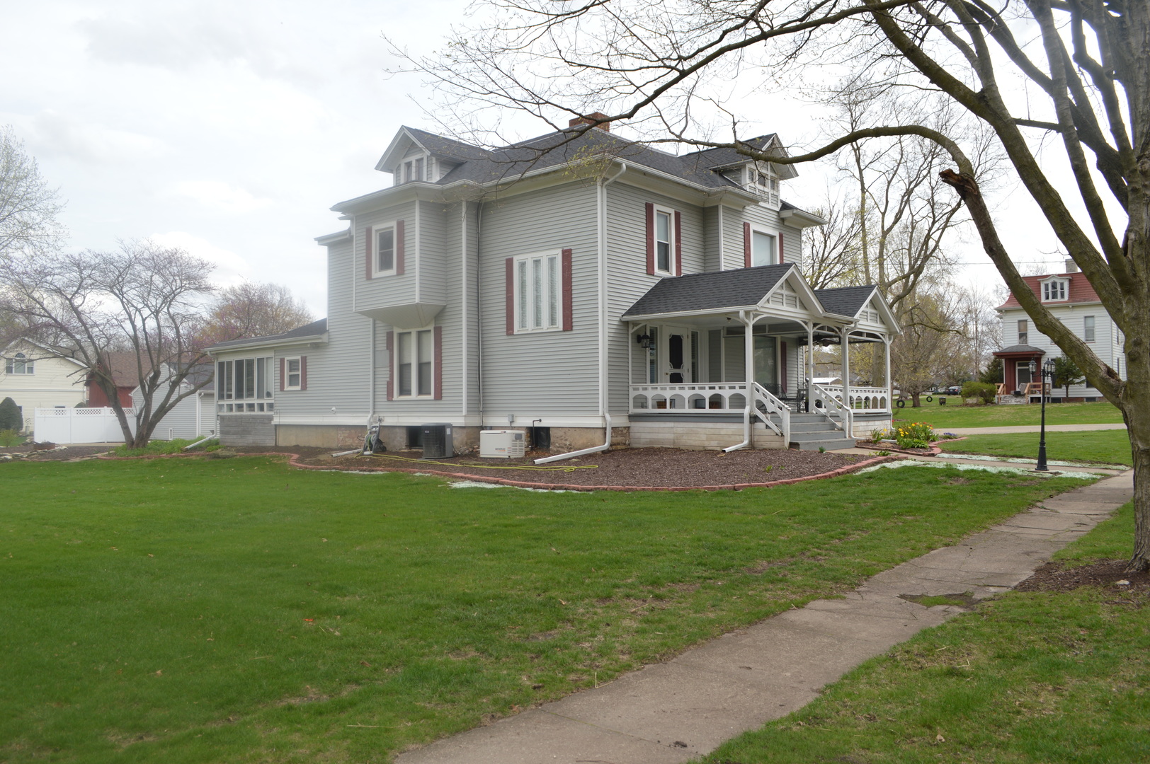 340 S Main Street, Sheffield, IL 61361