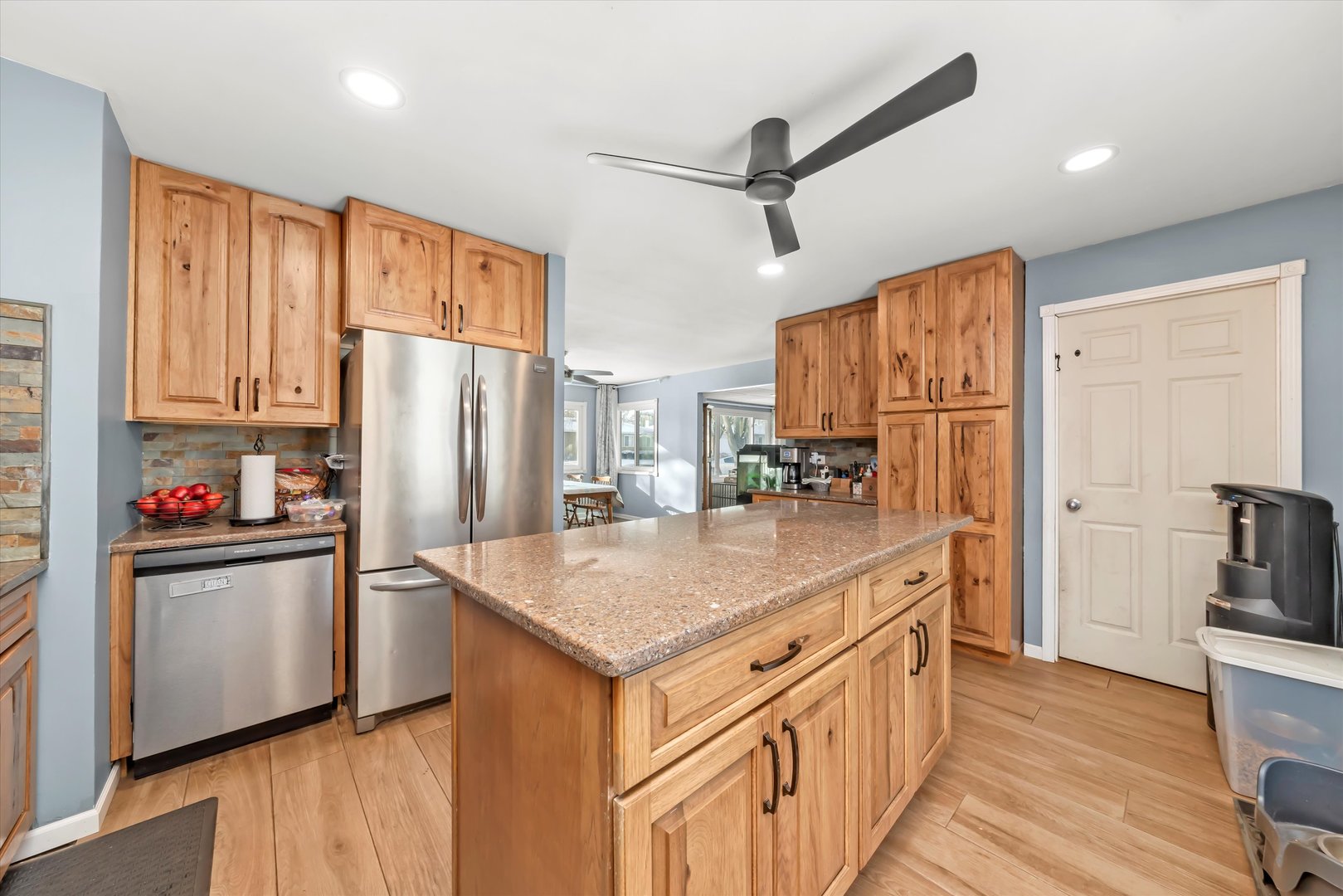 9202 Birch Street, Orland Park, IL 60462