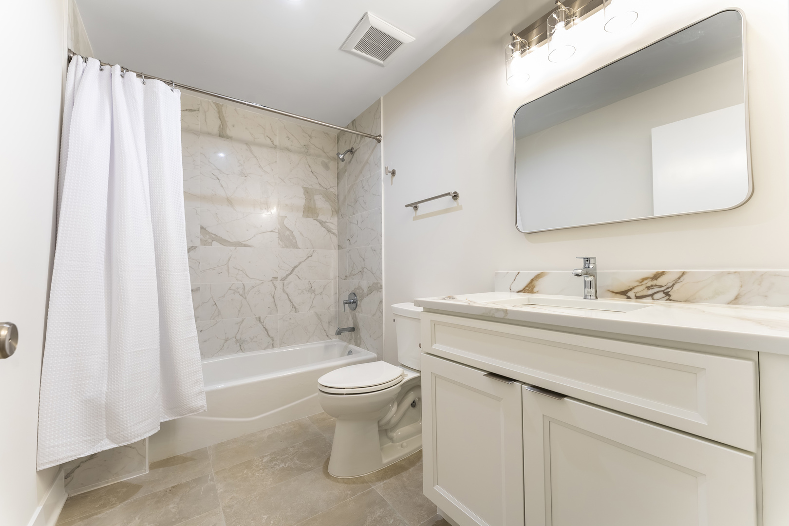 220 S Western Avenue #A, Chicago, IL 60612