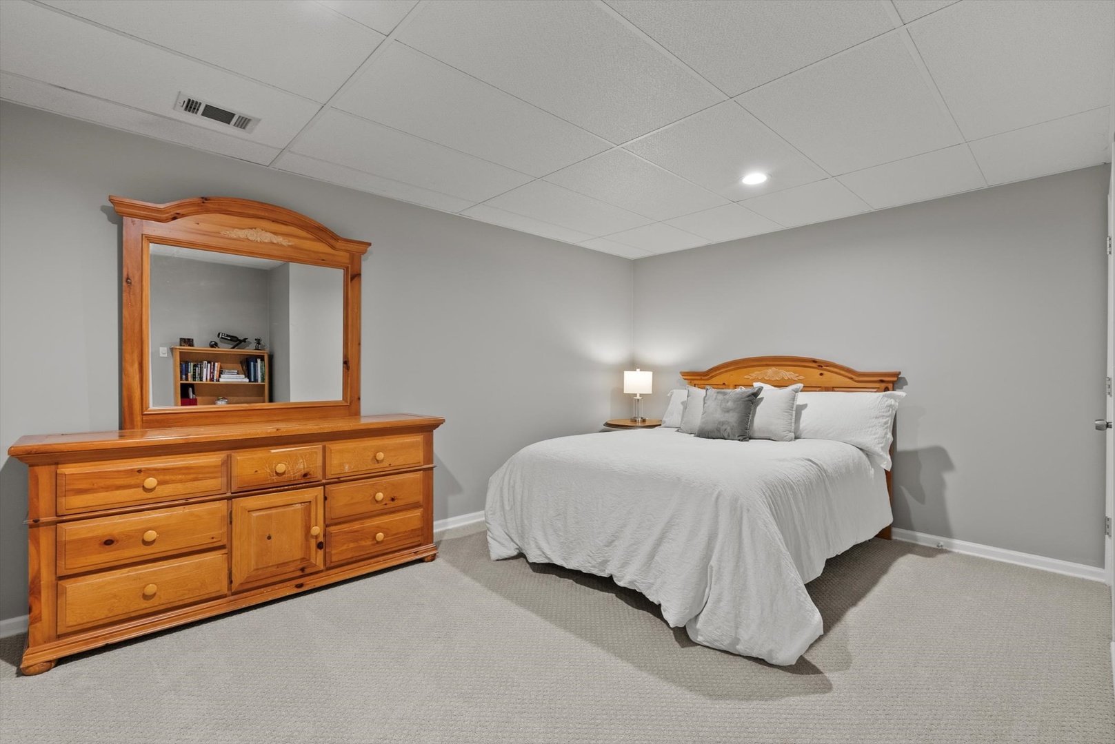 1940 Morningview Drive, Hoffman Estates, IL 60192