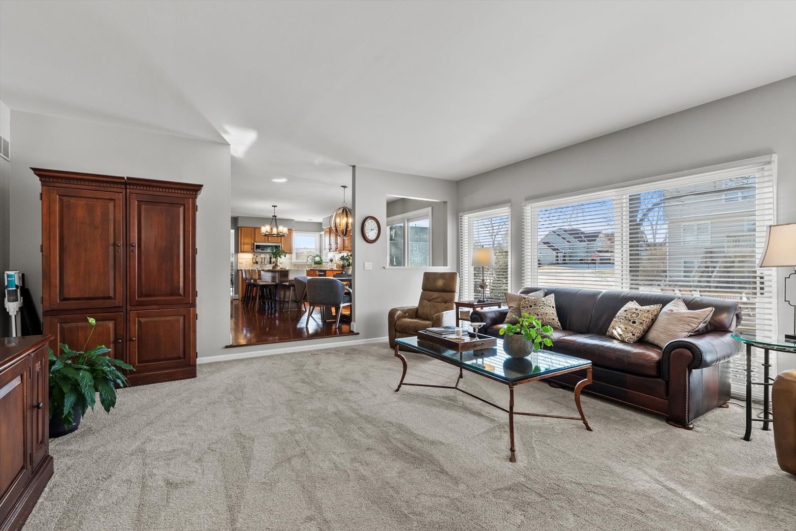 1940 Morningview Drive, Hoffman Estates, IL 60192