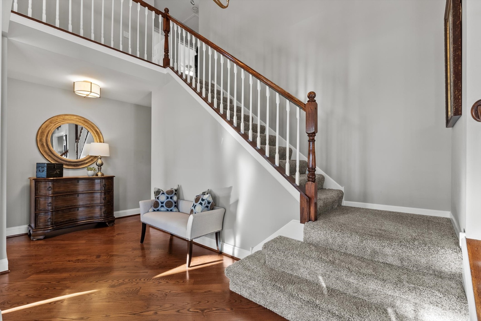 1940 Morningview Drive, Hoffman Estates, IL 60192