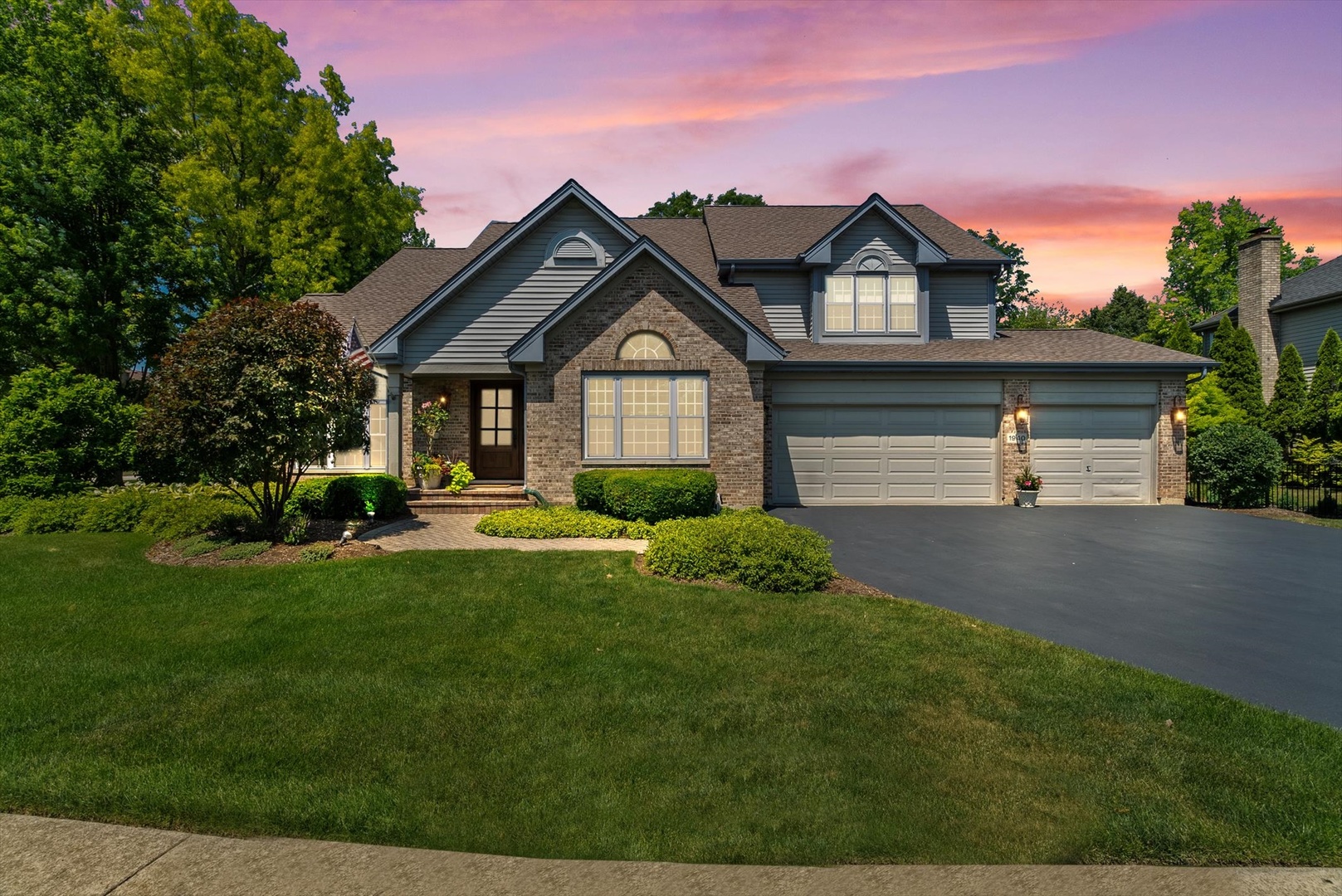 1940 Morningview Drive, Hoffman Estates, IL 60192