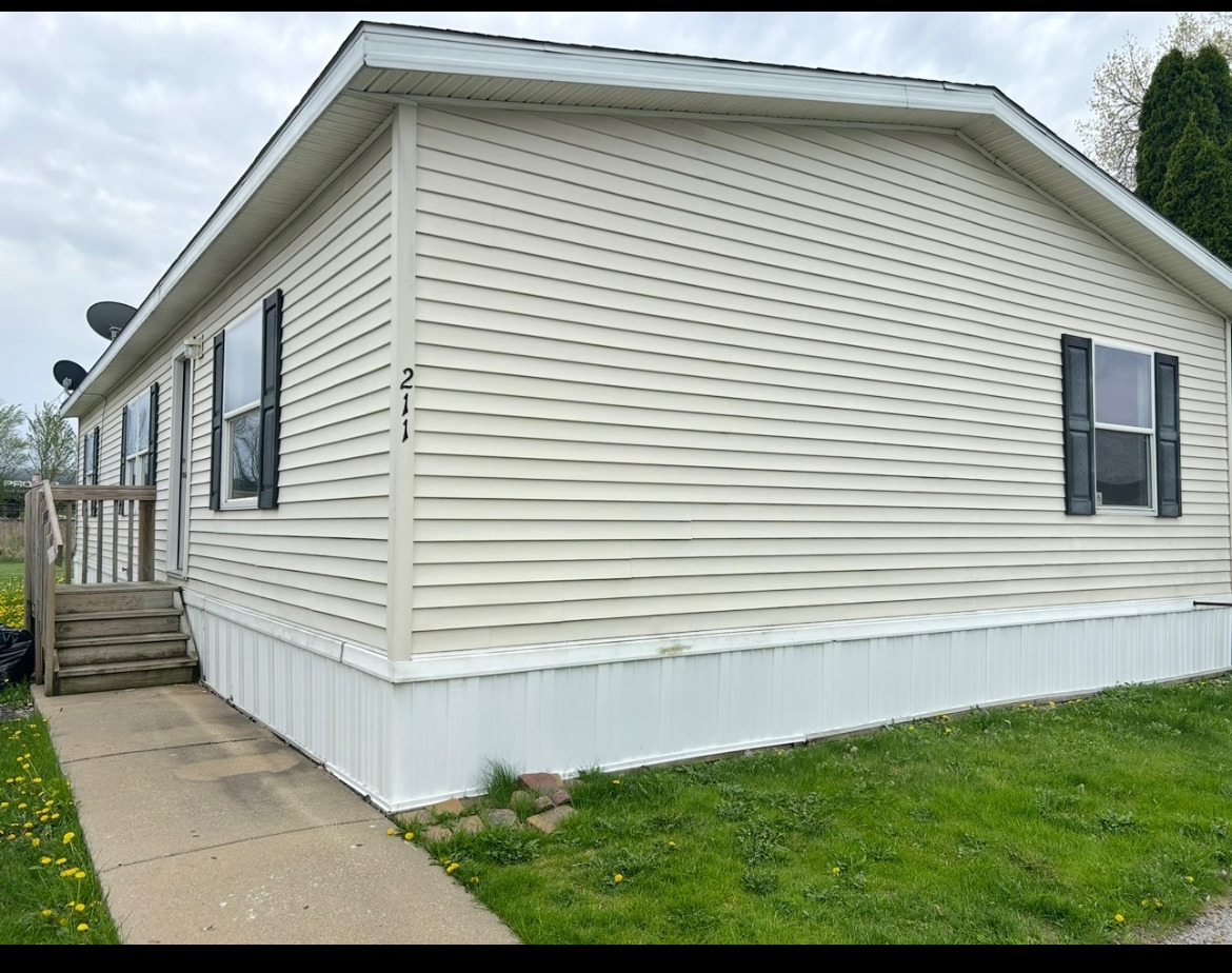 211 Park Lane, Sauk Village, IL 60411