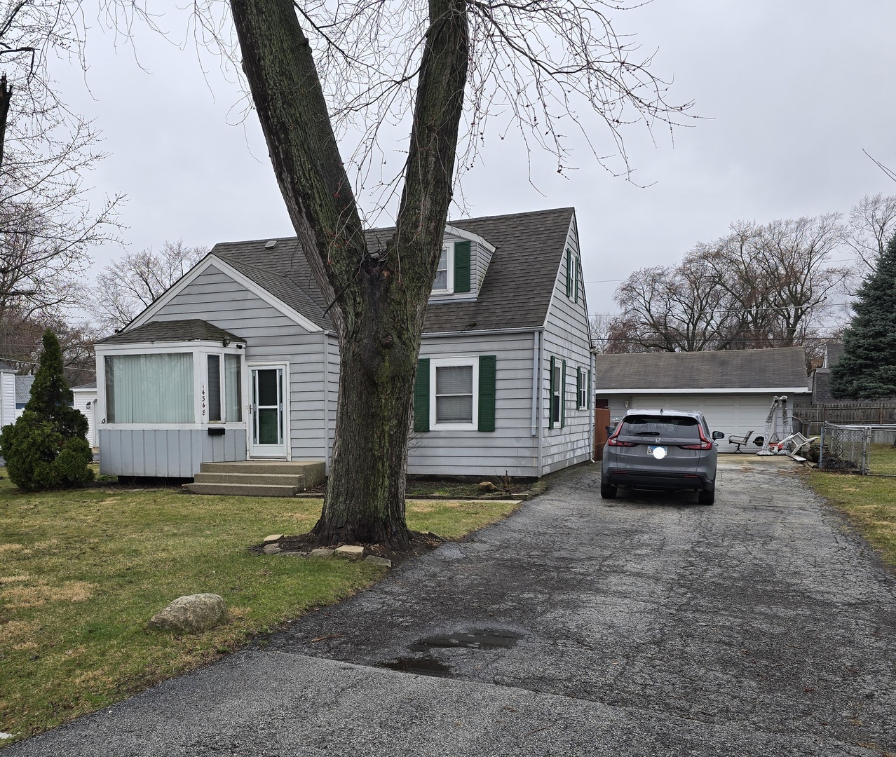 14348 Kolmar Avenue, Midlothian, IL 60445