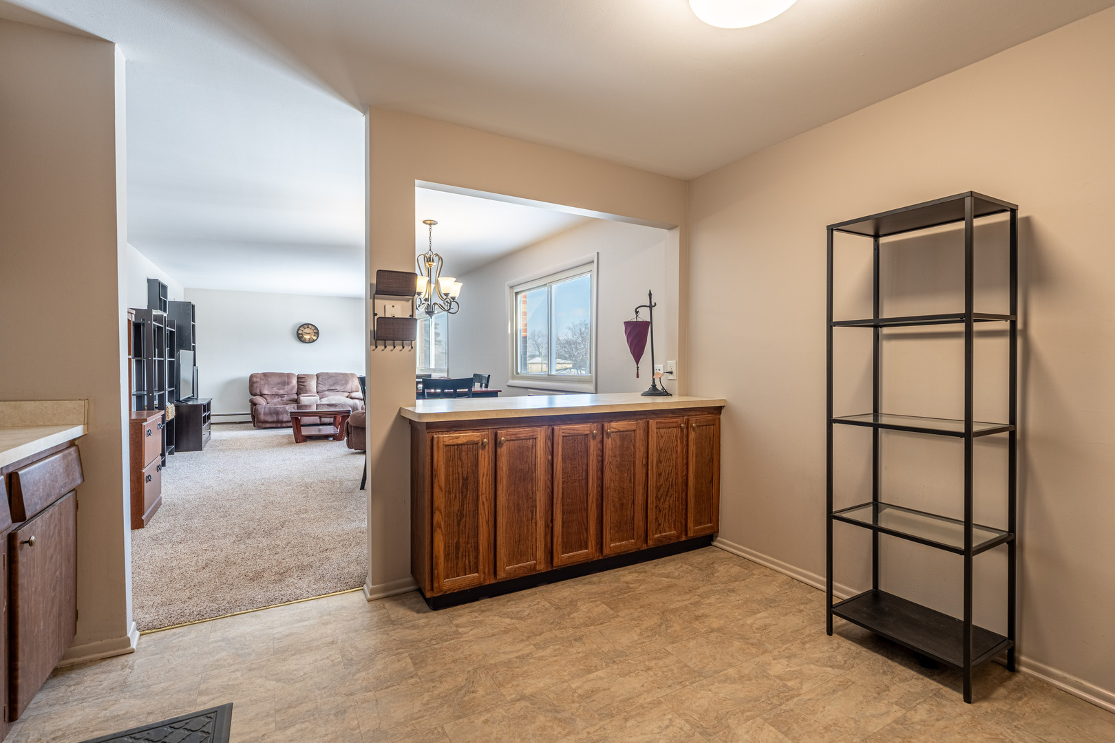 120 Collen Drive #221A, Lombard, IL 60148