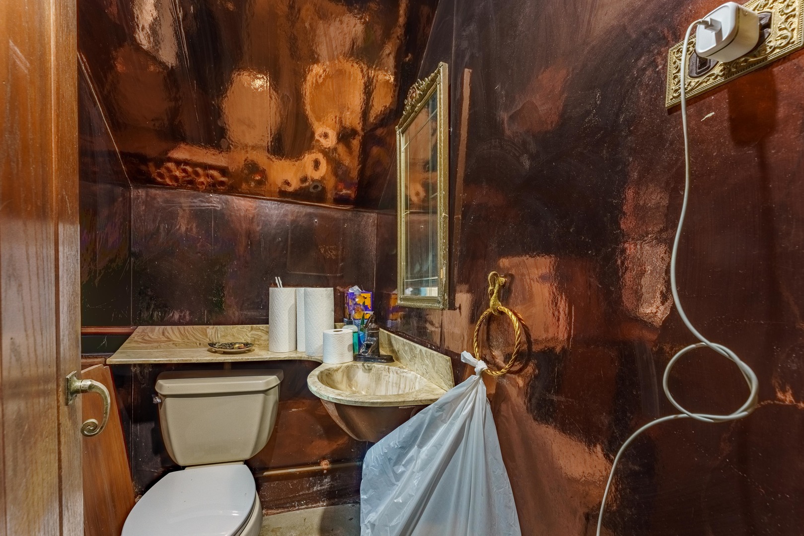 219 Woodland Road, Highland Park, IL 60035