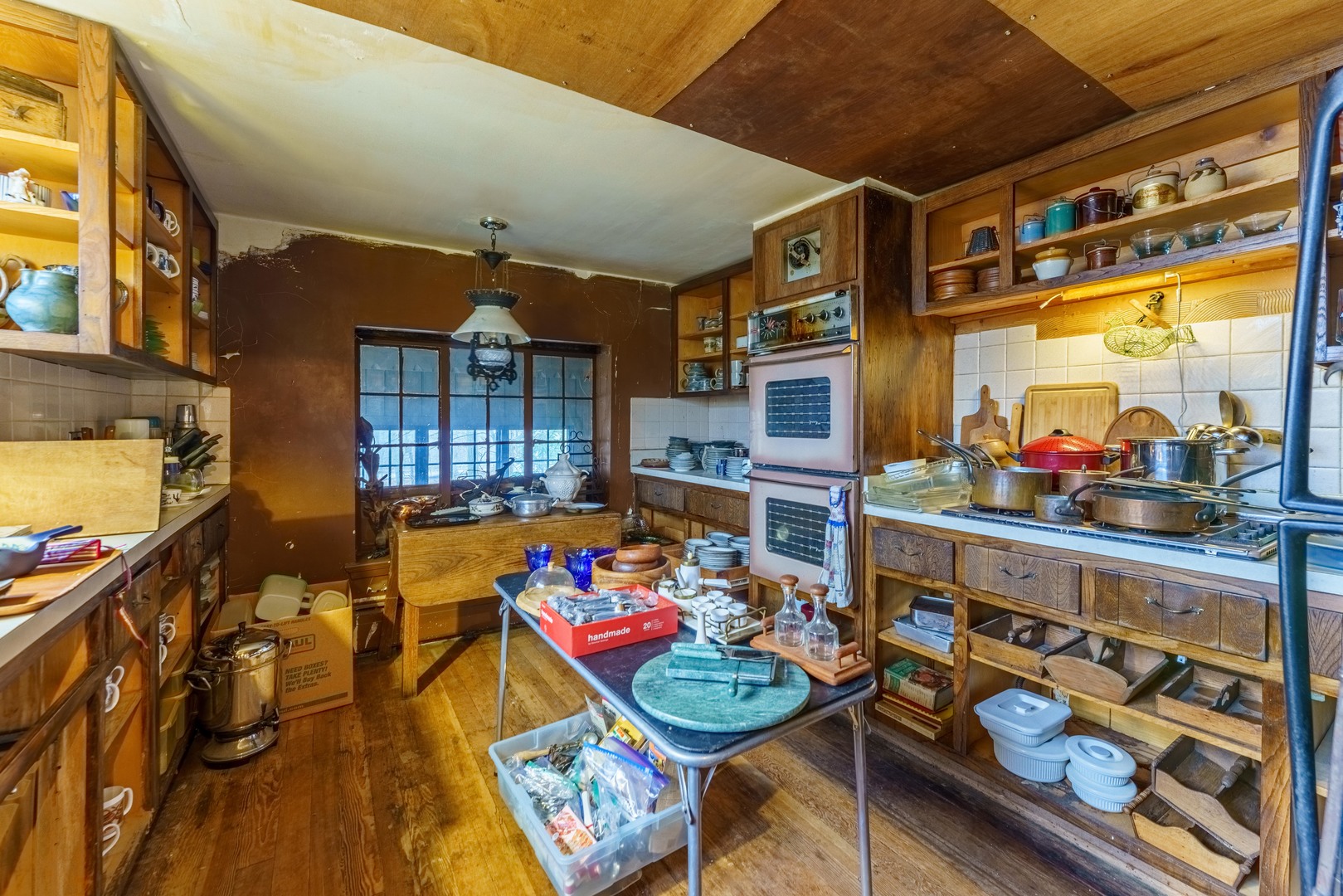 219 Woodland Road, Highland Park, IL 60035